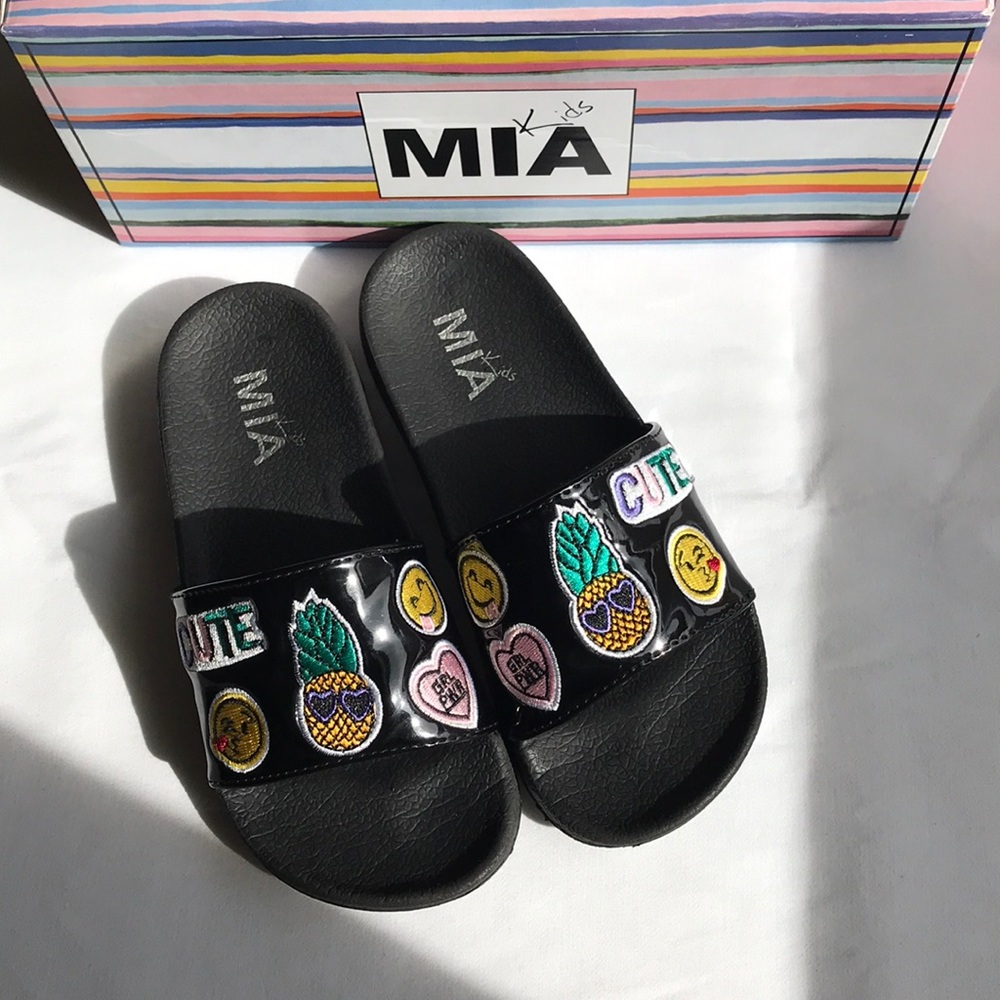 MIA Kids black slides. Size Small 13/1